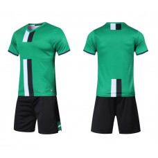 1703 Customize Team Green Children's Soccer Jersey Kit(Shirt+Short)